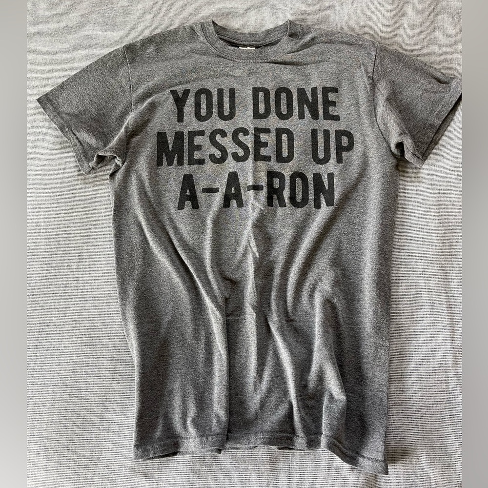 Graphic tee unisex
